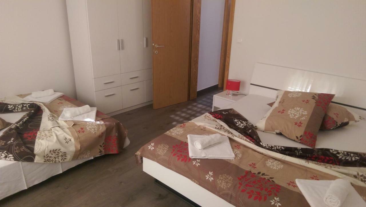 Sandro Apartment
